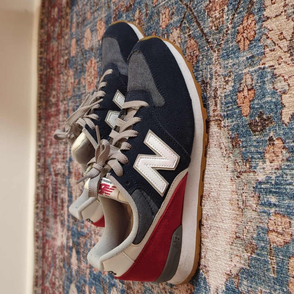 New Balance 969 Navy Blue/Red Woman's size 8.5